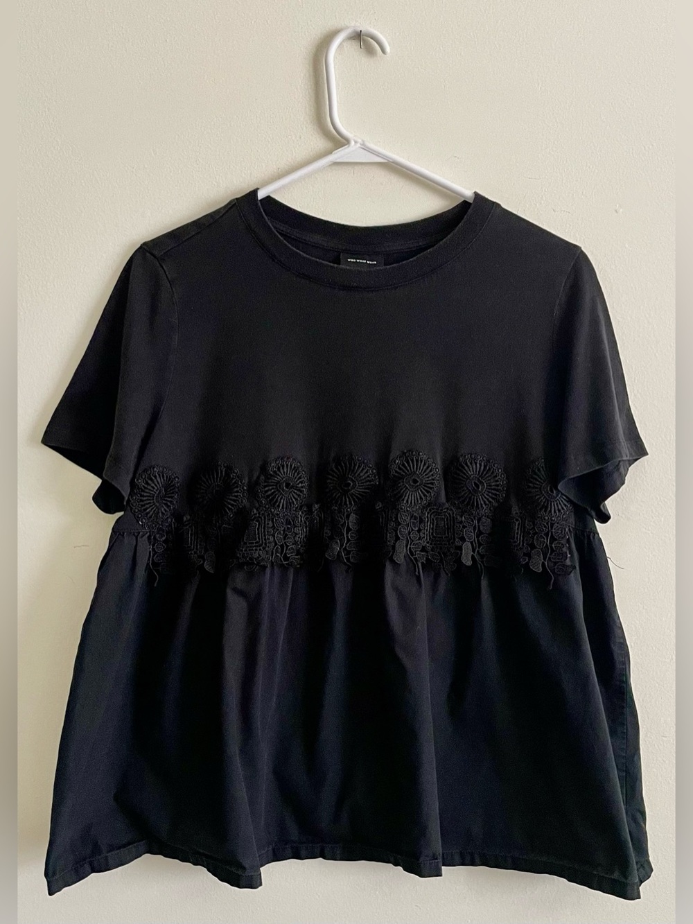 Who What Wear Black Short Sleeve Tee with Crochet Floral Band